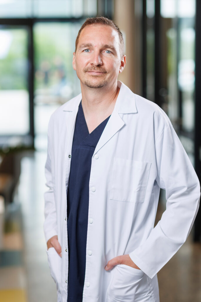 Dr. Radu Drașovean